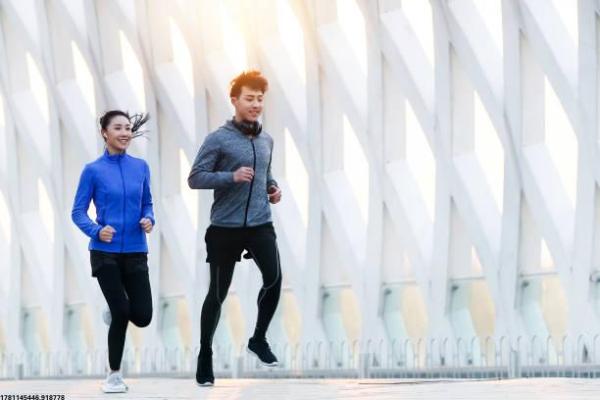 潍坊市体育局柔力球培训课程：入门与进阶训练方法(图1)